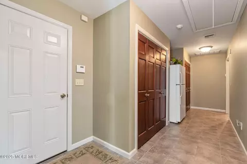 Entry Way - 44 Devonshire Ct, Middletown, NJ 07748 photo 5 of 5