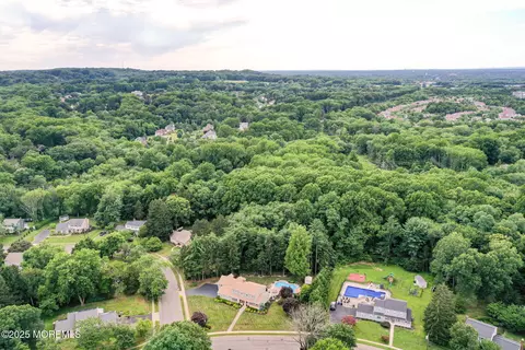 View/Area - 44 Devonshire Ct, Middletown, NJ 07748 photo 6 of 16