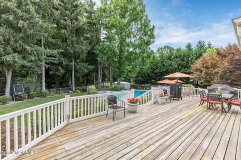 Exterior - 44 Devonshire Ct, Middletown, NJ 07748 photo 8 of 28