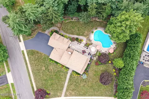 View/Area - 44 Devonshire Ct, Middletown, NJ 07748 photo 1 of 16