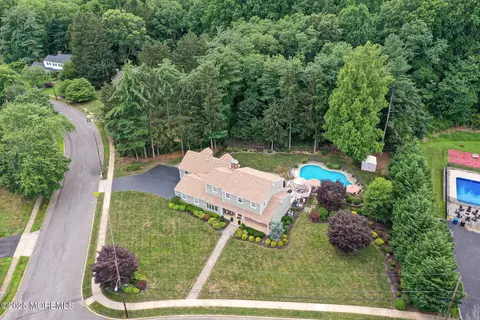 View/Area - 44 Devonshire Ct, Middletown, NJ 07748 photo 11 of 16