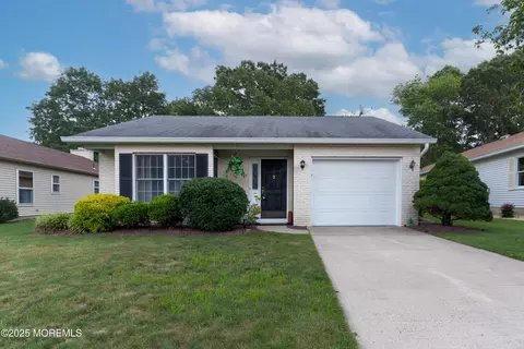 1929 Cherryvale Ct, Toms River, NJ 08755