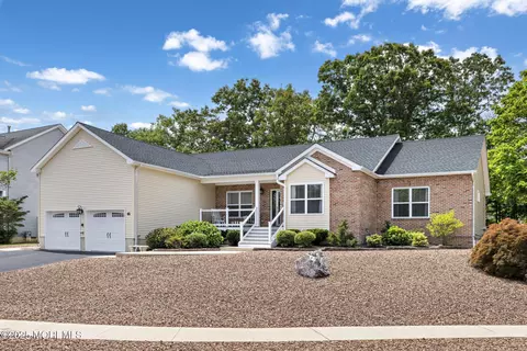 45 Sugarhill Rd, Manahawkin, NJ 08050