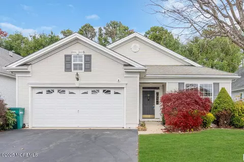 58 Marlow Dr, Jackson, NJ 08527