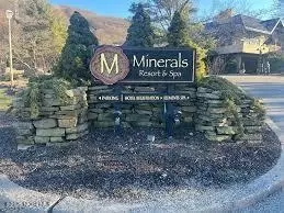 2 Chamonix Dr #208, Vernon, NJ 07462