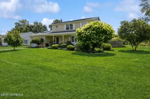 308 Tradewinds Ave, Toms River, NJ 08753