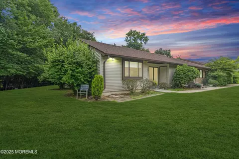 70 Overlook Way #A, Manalapan, NJ 07726
