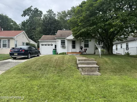 345 W Prospect Ave, Keyport, NJ 07735