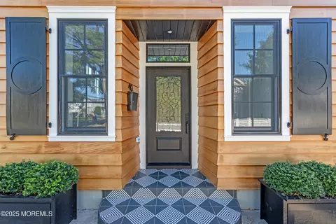 40 Cedar Ave, Fair Haven, NJ 07704