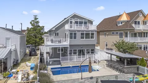 15 Halsey Dr, Brick, NJ 08723
