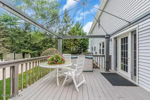 Exterior - 12 Cedar Ct, Jackson, NJ 08527 photo 6 of 7