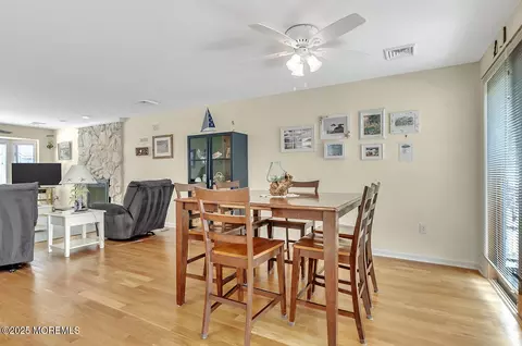 660 Drum Point Rd, Brick, NJ 08723 photo 9