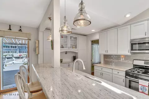 660 Drum Point Rd, Brick, NJ 08723 photo 6