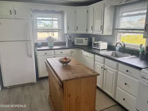 30 Nautilus Rd, Waretown, NJ 08758 photo 9