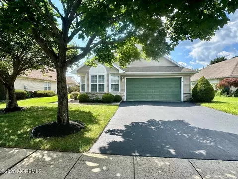 3166 Dillon Ln, Toms River, NJ 08755