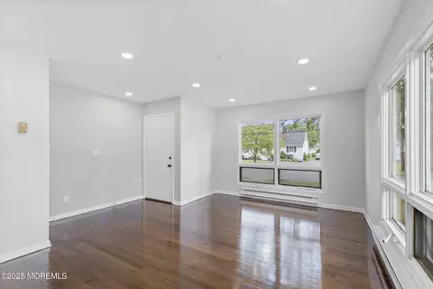 Living - 36 Holly Ct E, Brick, NJ 08723 photo 1 of 3