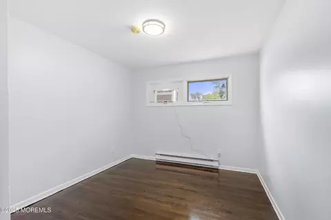 Bedroom - 36 Holly Ct E, Brick, NJ 08723 photo 2 of 3
