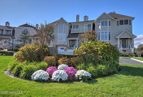 6 Tower Rd, Long Branch, NJ 07740