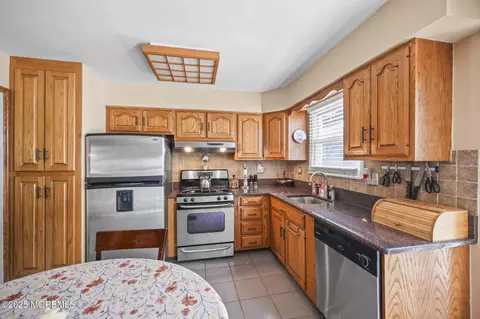 46 E Connecticut Concourse, Jackson, NJ 08527 photo 12