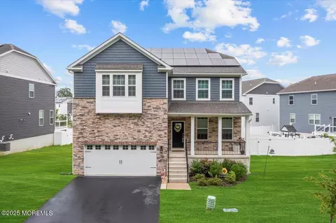 70 Westmont Dr, Medford, NJ 08055
