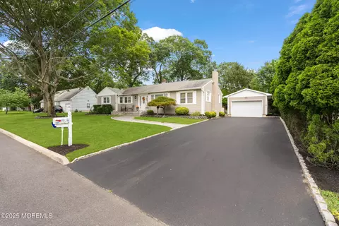 229 Delaware Ave, Oakhurst, NJ 07755