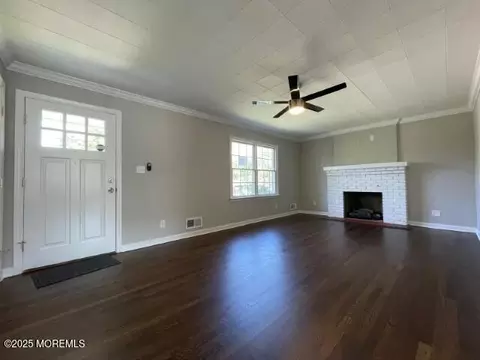 86 Washington Ave, Leonardo, NJ 07737 photo 2