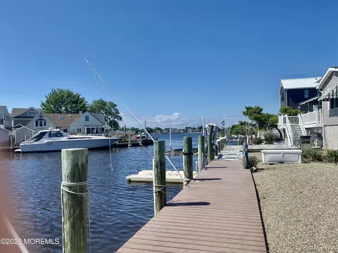94 Sandy Point Dr, Brick, NJ 08723