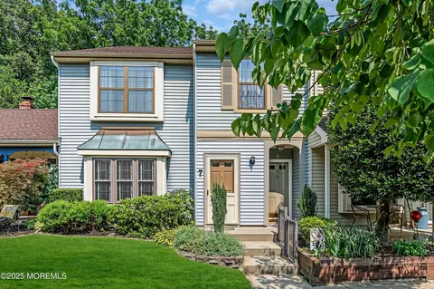 5 Claridge Ct #7, Freehold, NJ 07728