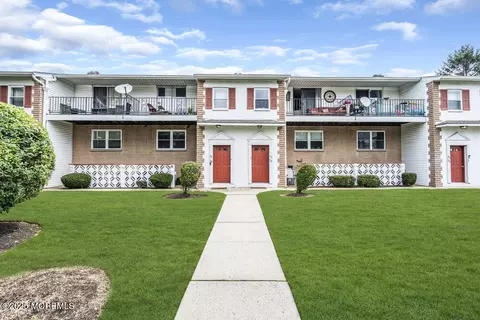 3401 Bridge Ave #28, Point Pleasant, NJ 08742