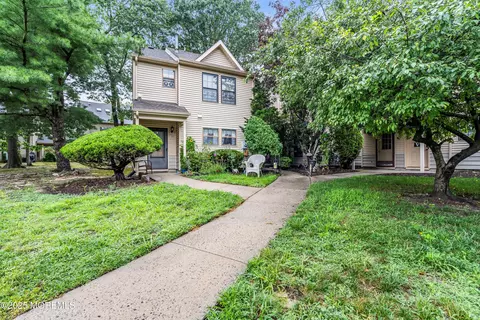 54 Snapdragon Ct, Jackson, NJ 08527