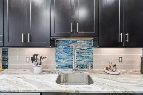 164 Lilac Ct, Jackson, NJ 08527