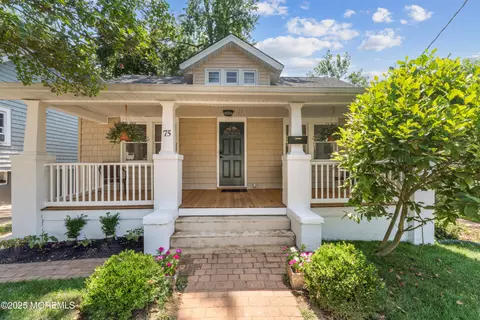 75 E Lincoln Ave, Atlantic Highlands, NJ 07716
