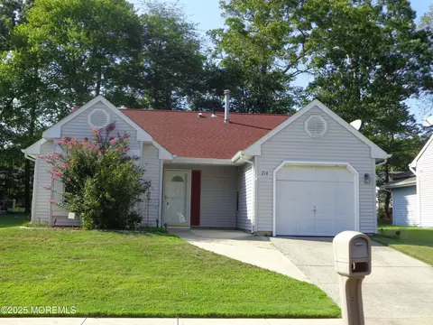 214 Mohican Ln, Little Egg Harbor, NJ 08087
