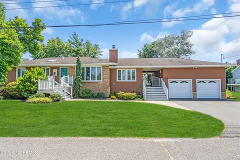 404 Branchport Ave, Oceanport, NJ 07757