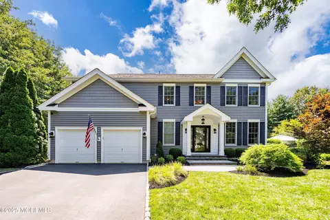 55 Heritage Dr, Allentown, NJ 08501