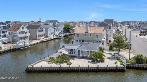 448 Eisenhower Ave, Seaside Heights, NJ 08751