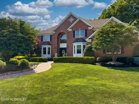 1609 Sheridan Dr, Wall, NJ 07719