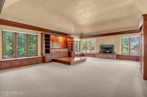 Living - 2531 River Rd, Manasquan, NJ 08736 photo 6 of 10
