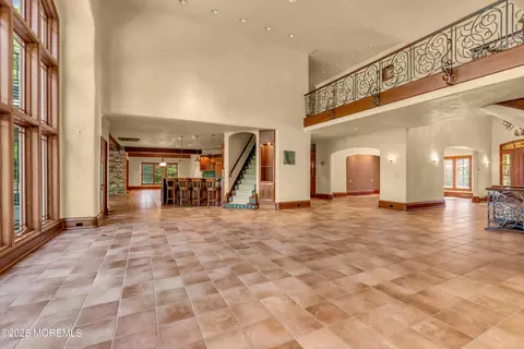 Living - 2531 River Rd, Manasquan, NJ 08736 photo 4 of 10