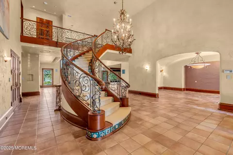 Entry Way - 2531 River Rd, Manasquan, NJ 08736 photo 2 of 10