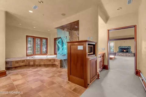 Bath - 2531 River Rd, Manasquan, NJ 08736 photo 2 of 12