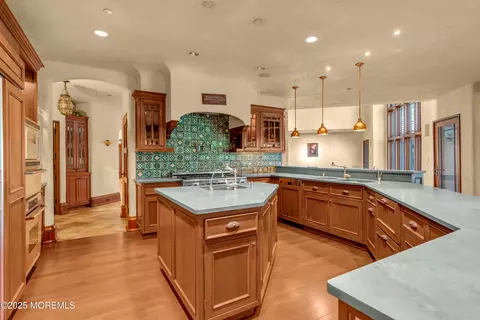 Kitchen - 2531 River Rd, Manasquan, NJ 08736 photo 4 of 6