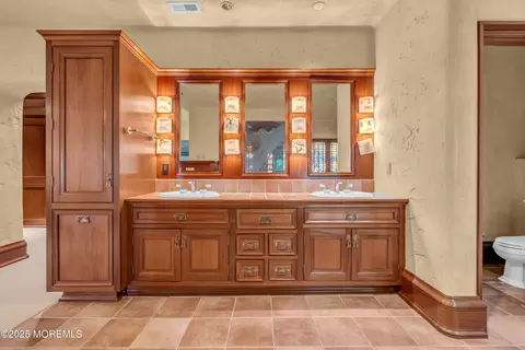 Bath - 2531 River Rd, Manasquan, NJ 08736 photo 5 of 12