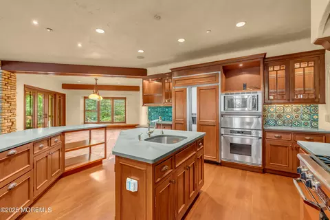Kitchen - 2531 River Rd, Manasquan, NJ 08736 photo 5 of 6