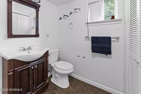 Bath - 809 Beach Blvd, Forked River, NJ 08731 photo 1 of 2
