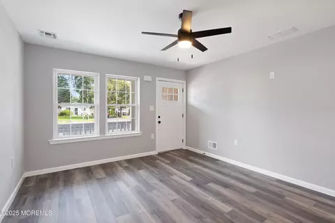 Living - 404 Beach Blvd, Forked River, NJ 08731 photo 1 of 1