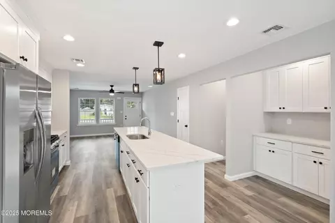 Entry Way - 404 Beach Blvd, Forked River, NJ 08731 photo 1 of 2