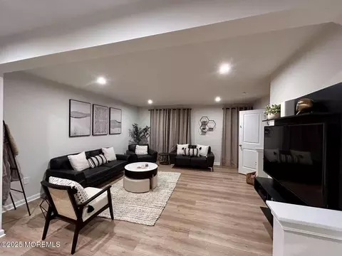 507 Cyprus Ct, Forked River, NJ 08731