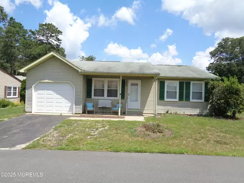 19 Falmouth Ave, Whiting, NJ 08759