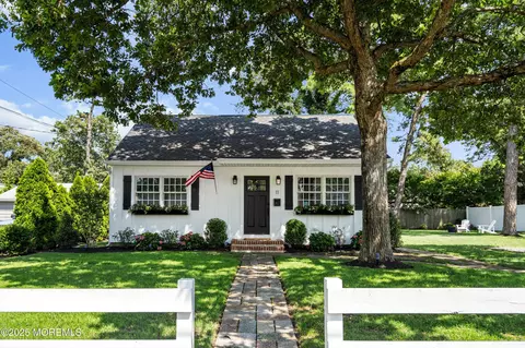11 Bayberry Ave, Brick, NJ 08723